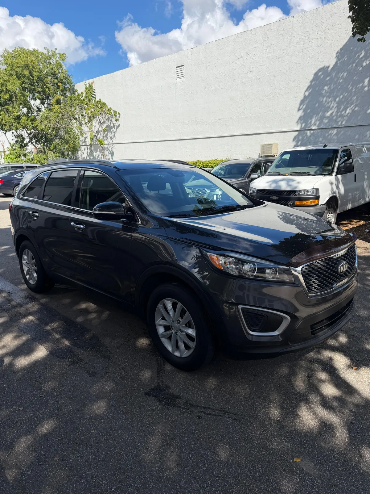 2018 Kia Sorento LX 2/9