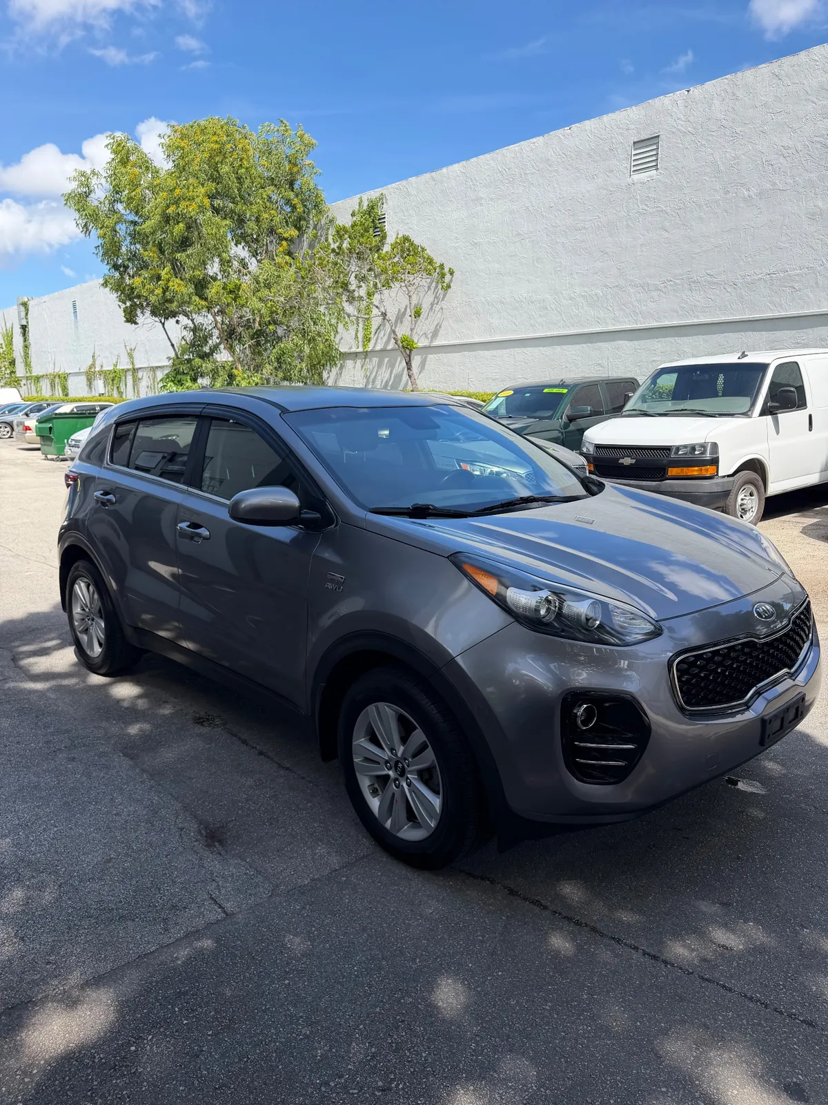 2017 Kia Sportage LX 2/10